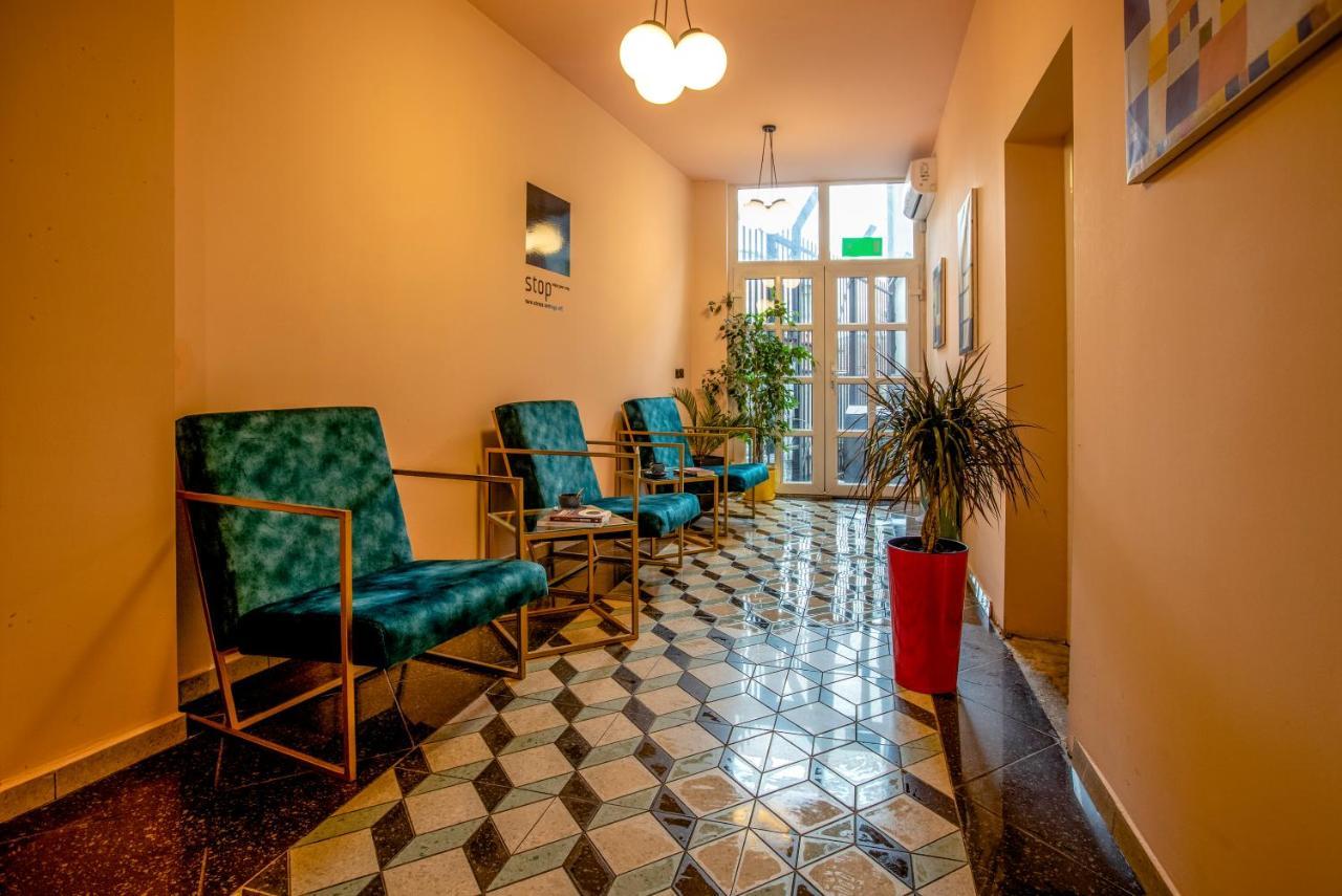 Hotel 4 Llulla بريشتاين المظهر الخارجي الصورة