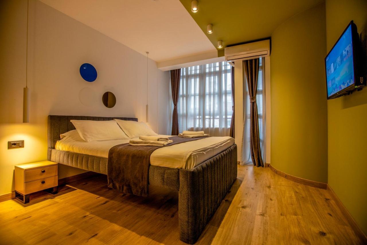 Hotel 4 Llulla بريشتاين المظهر الخارجي الصورة