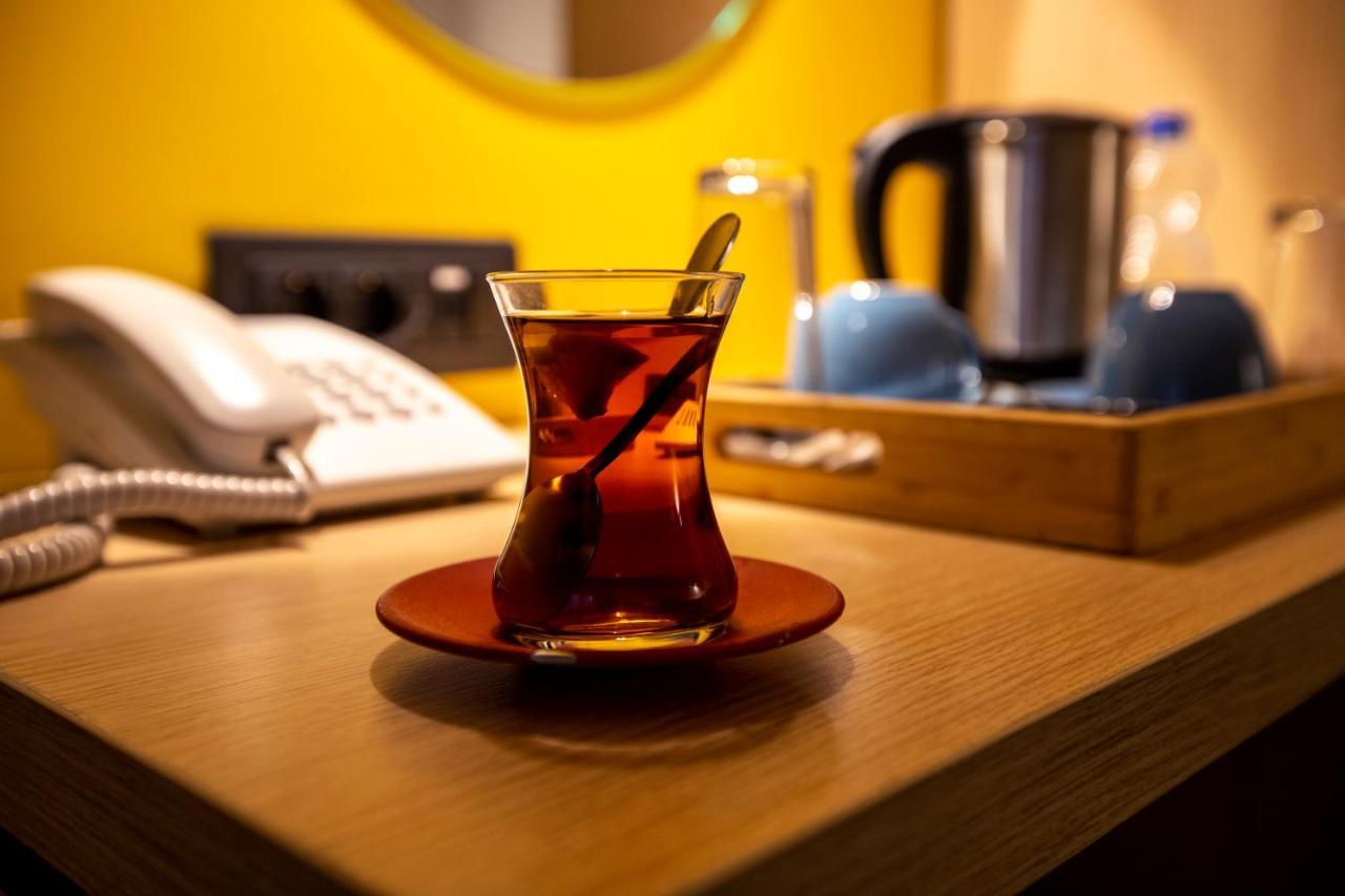 Hotel 4 Llulla بريشتاين المظهر الخارجي الصورة